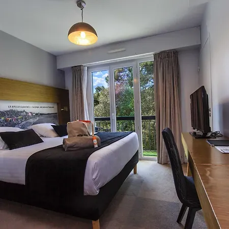 Hotel Western Garden And 3*