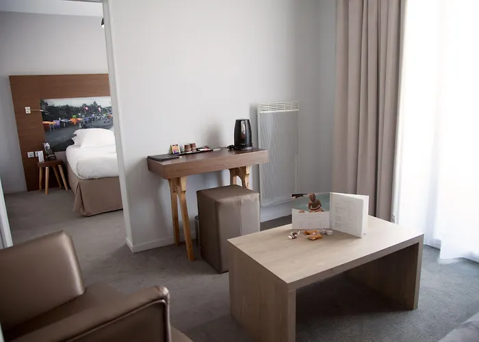 Western Garden And La Baule