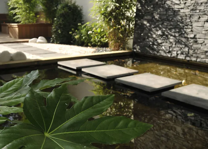 Western Garden And 3* Ла-Боль-Эскублак