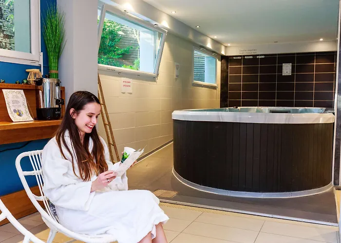 Отель Western Garden And Ла-Боль-Эскублак