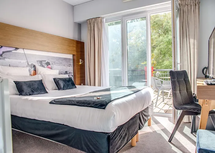 Отель Western Garden And