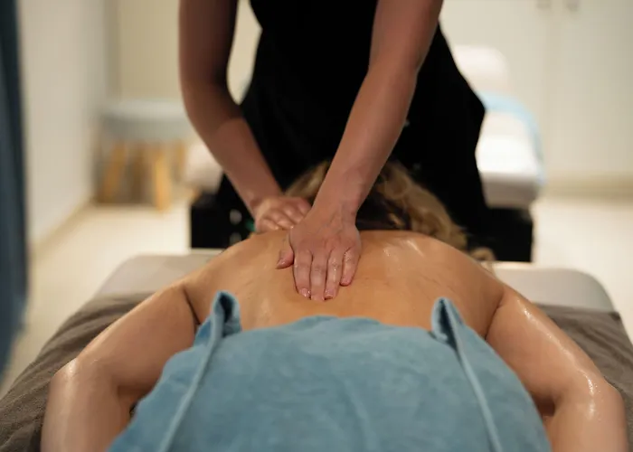 Отель Western Garden And